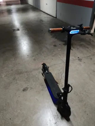 Monopatín Eléctrico Baggio