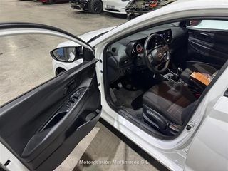 HYUNDAI I20 1.0 TGDI 74kW (100CV) 48V Essence