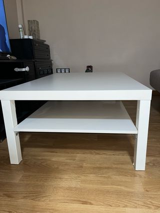 Mesa de centro blanca de madera