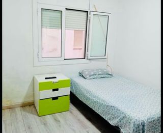Habitación doble en alquiler en Gavà