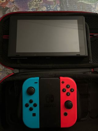 Nintendo Switch (PRECIO NEGOCIABLE)