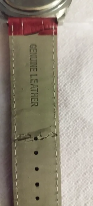 Reloj DBS Correa Roja y Plata