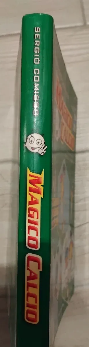 Libro "Magico calcio".