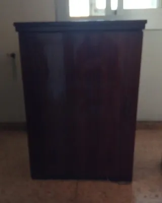 Máquina de coser madera años 70