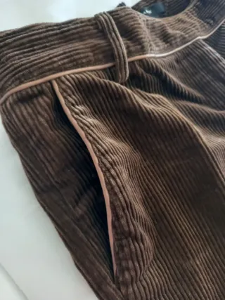 Pantalón de pana marrón