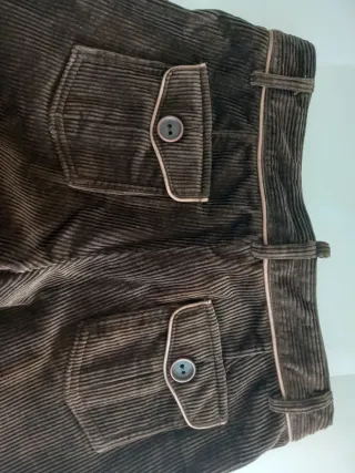 Pantalón de pana marrón