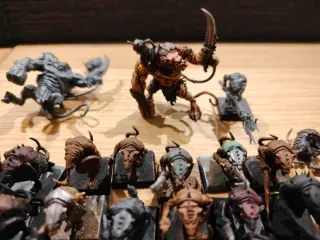 Figuras Skavens