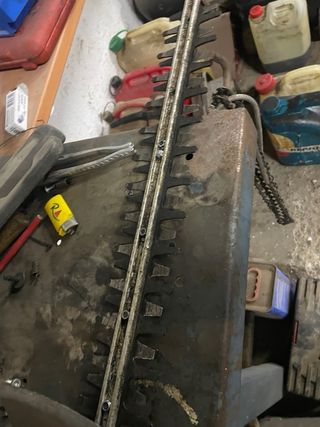 Cortasetos Husqvarna 122HD45