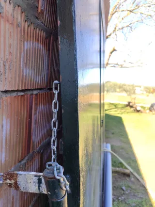 Puerta corredera metálica verde 2,90x1,80