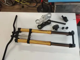 Horquilla Invertida Moto/Bici Dorada