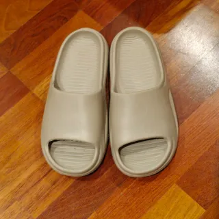 Chanclas Hombre Beige