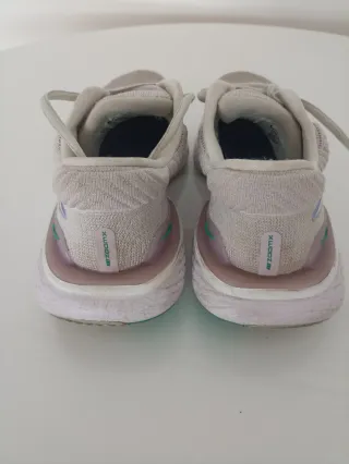 Zapatillas Nike Invincible 2 Mujer