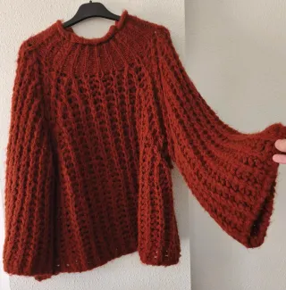 Jersey de punto manga campana.