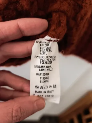 Jersey de punto manga campana.