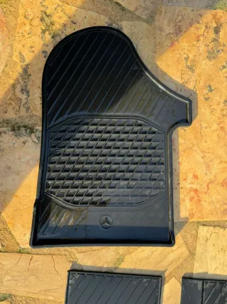 Alfombra coche Mercedes Clase V 447