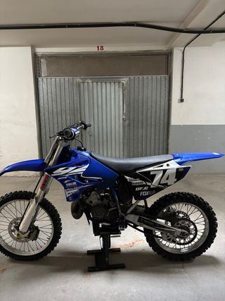 Yamaha YZ 125