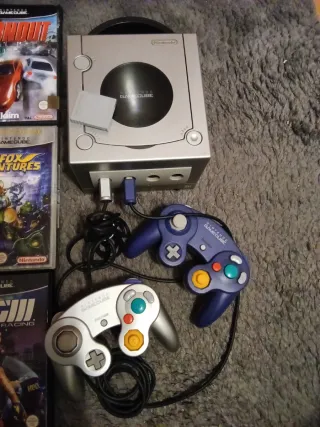Consola Nintendo GameCube Plata + Mandos y Juegos
