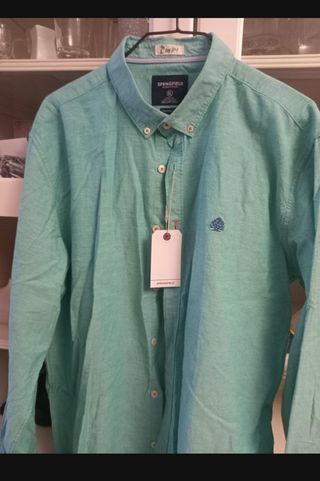 Camisas y camisetas alguna sin estrenar