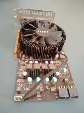 Tarjeta Gráfica MSI Nvidia GTX 560