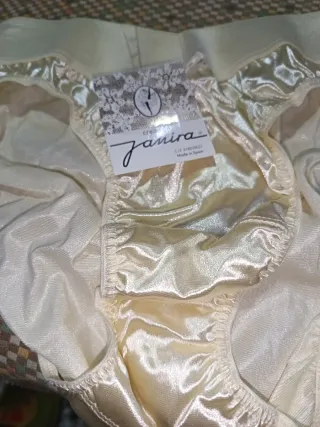 Braga Janira Talla M Beige Satinada