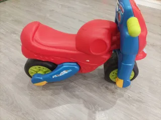 Moto infantil Super Things 2 años