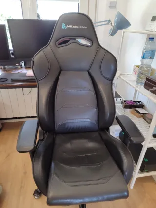 Silla Gaming Newskill Valkyr Negra