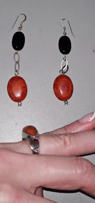 Conjunto : Pendientes y Anillo