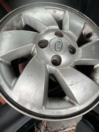 Llanta Kia Picanto