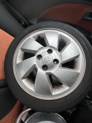 Rueda Kia Picanto