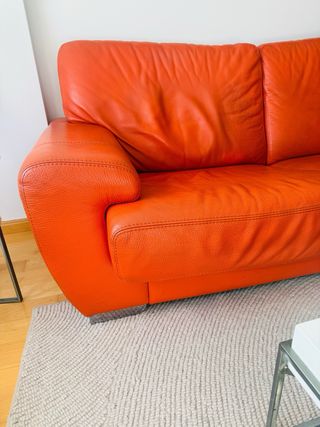 Sofá de piel naranja 3 plazas