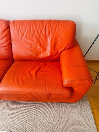 Sofá de piel naranja 3 plazas