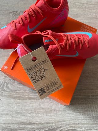 Botas de fútbol Nike niño talla