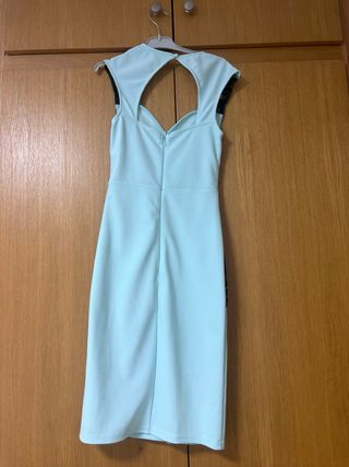 Vestido verde azulado con abertura