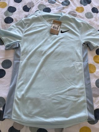 Camiseta Nike Azul. Nueva