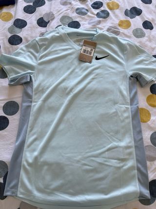 Camiseta Nike Azul. Nueva
