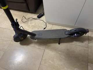 Patinete Eléctrico Xiaomi Mi Electric Scooter 3