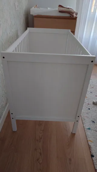 Cuna blanca Sundvik Ikea