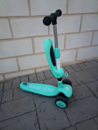 Patinete infantil 3 ruedas luces