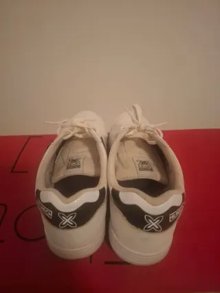 Zapatillas munich negra y blanca talla 46