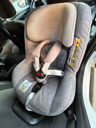 Silla y base Isofix Bébé Confort