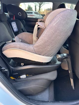 Silla y base Isofix Bébé Confort