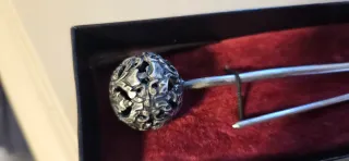 Pincho Bola de plata vieja para moño trasero