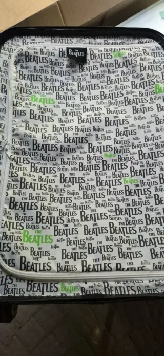 Maleta The Beatles Negra