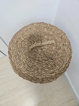 Cesta de junco con tapa y forro algodón