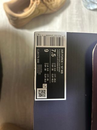 Nike Air Force 1 Marrones y Verdes