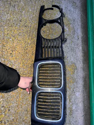 Parrilla BMW E34