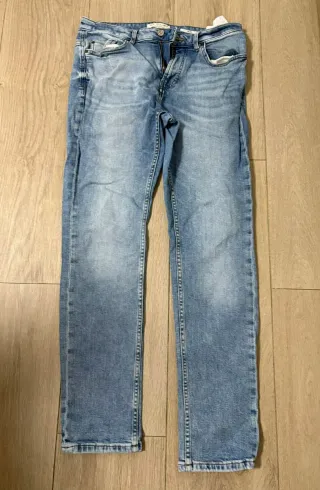 Vaqueros Pull&Bear Slim Fit Talla 40