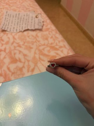 Anillo Pandora Corazón Rojo y Plata