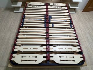 Somier 190x135cm Madera y Plástico