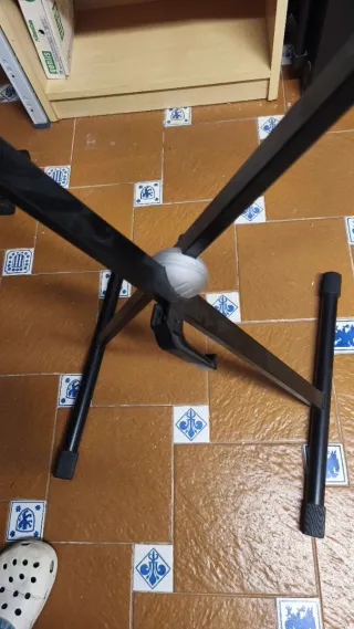 Soporte Teclado Tijera